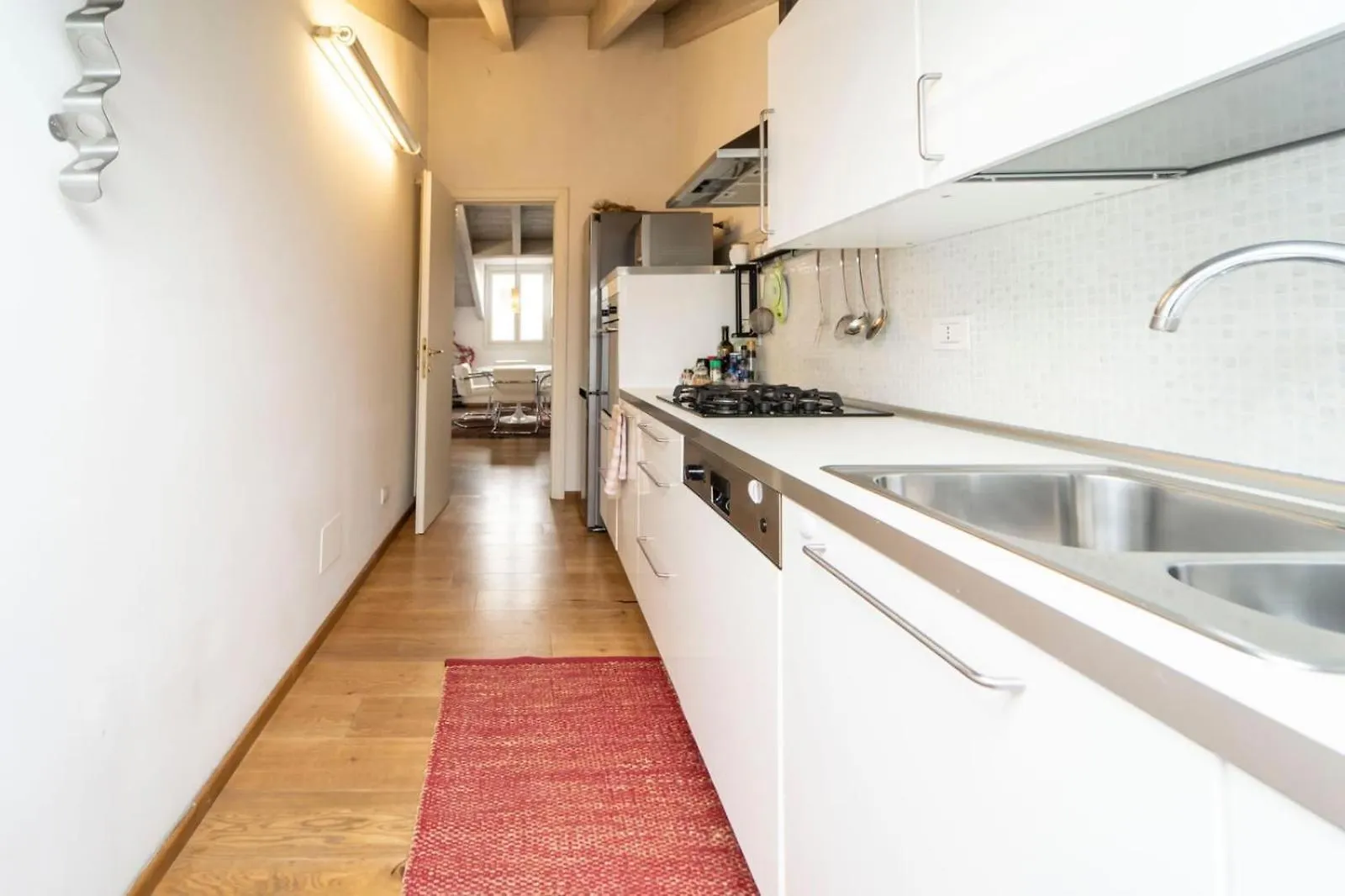Ampia Mansarda Con Travi A Vista In Zona Isola Apartment Milan 0*,  Italy